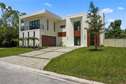House in Sarasota, Florida 4 bedrooms, 327.29 sq.m. № 2202513 - photo 20