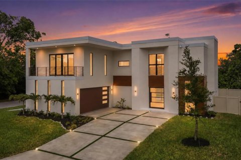 Casa en Sarasota, Florida 4 dormitorios, 327.29 m2 № 2202513