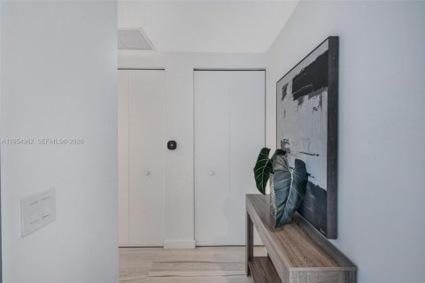 Купить кондоминиум в Майами, Флорида 2 спальни, 101.08м2, № 2054942 - фото 20