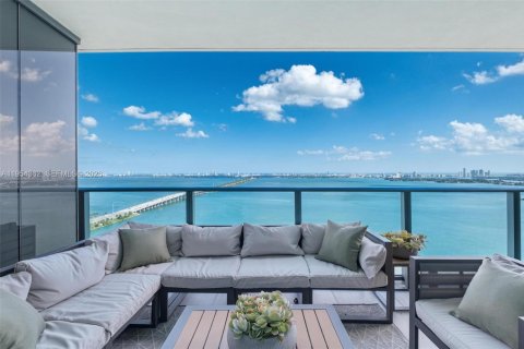 Купить кондоминиум в Майами, Флорида 2 спальни, 101.08м2, № 2054942 - фото 7