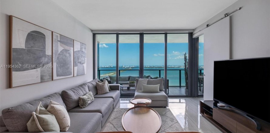 Кондоминиум с 2 спальнями в Майами, Флорида № 2054942