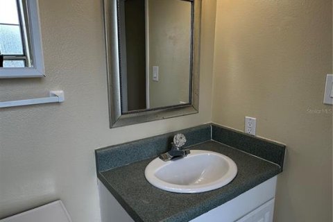 Condo in Winter Park, Florida, 2 bedrooms  № 1770215 - photo 17
