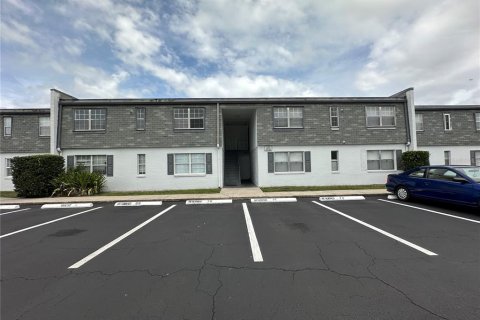 Condo in Winter Park, Florida, 2 bedrooms  № 1770215 - photo 2