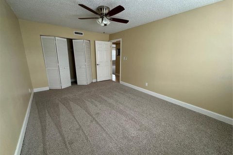 Condo in Winter Park, Florida, 2 bedrooms  № 1770215 - photo 12