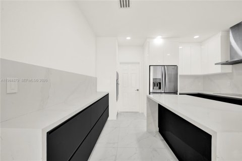 Casa en alquiler en Cutler Bay, Florida, 3 dormitorios, 182.83 m2 № 2043581 - foto 20