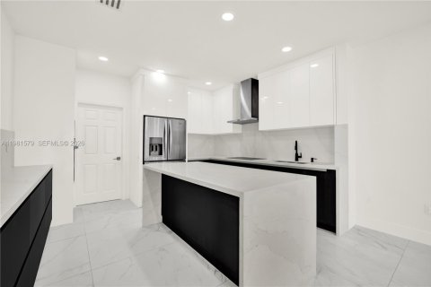 Casa en alquiler en Cutler Bay, Florida, 3 dormitorios, 182.83 m2 № 2043581 - foto 19