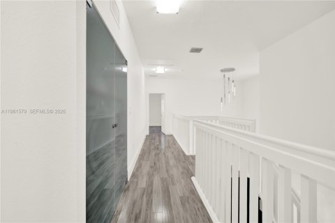 Casa en alquiler en Cutler Bay, Florida, 3 dormitorios, 182.83 m2 № 2043581 - foto 16