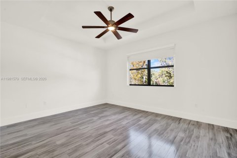 Casa en alquiler en Cutler Bay, Florida, 3 dormitorios, 182.83 m2 № 2043581 - foto 13