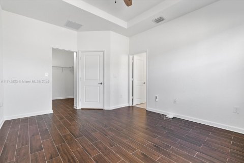 Townhouse in Miami, Florida 3 bedrooms, 157.47 sq.m. № 1726925 - photo 16
