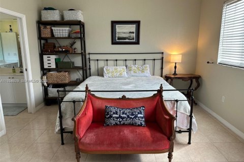 Casa en alquiler en Doral, Florida, 4 dormitorios, 217.48 m2 № 2009299 - foto 11