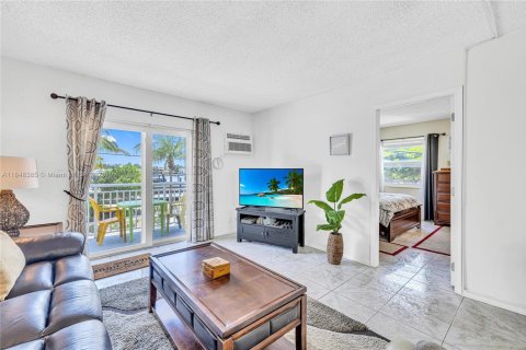 Купить кондоминиум в Форт-Лодердейл, Флорида 2 спальни, 70.23м2, № 1848777 - фото 5