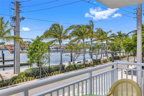 Купить кондоминиум в Форт-Лодердейл, Флорида 2 спальни, 70.23м2, № 1848777 - фото 2