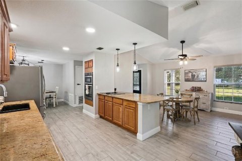 Villa ou maison à vendre à Geneva, Floride: 6 chambres, 292.18 m2 № 2418828 - photo 10