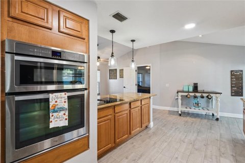 Villa ou maison à vendre à Geneva, Floride: 6 chambres, 292.18 m2 № 2418828 - photo 12