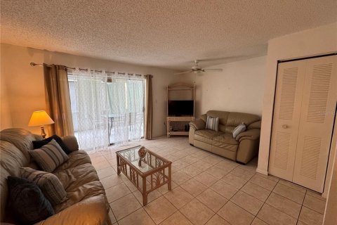 Condominio en venta en Saint Petersburg, Florida, 2 dormitorios, 118.91 m2 № 1819375 - foto 3
