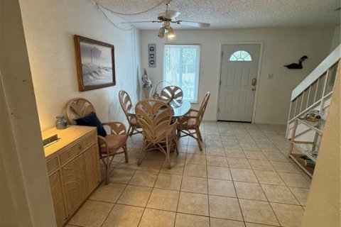 Condominio en venta en Saint Petersburg, Florida, 2 dormitorios, 118.91 m2 № 1819375 - foto 2