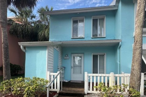 Condominio en venta en Saint Petersburg, Florida, 2 dormitorios, 118.91 m2 № 1819375 - foto 1