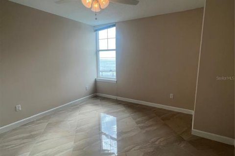 Copropriété à louer à Tampa, Floride: 3 chambres, 159.23 m2 № 2413804 - photo 16