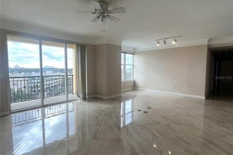 Copropriété à louer à Tampa, Floride: 3 chambres, 159.23 m2 № 2413804 - photo 3