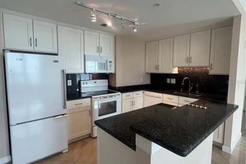 Copropriété à louer à Tampa, Floride: 3 chambres, 159.23 m2 № 2413804 - photo 7