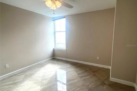 Copropriété à louer à Tampa, Floride: 3 chambres, 159.23 m2 № 2413804 - photo 14