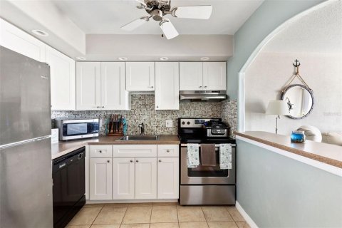 Copropriété à vendre à Daytona Beach, Floride: 1 chambre, 76.37 m2 № 1899811 - photo 5
