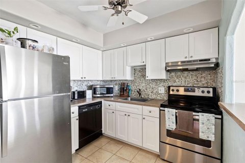 Copropriété à vendre à Daytona Beach, Floride: 1 chambre, 76.37 m2 № 1899811 - photo 6