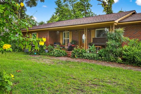 House in Seffner, Florida 4 bedrooms, 177.72 sq.m. № 1846647 - photo 6