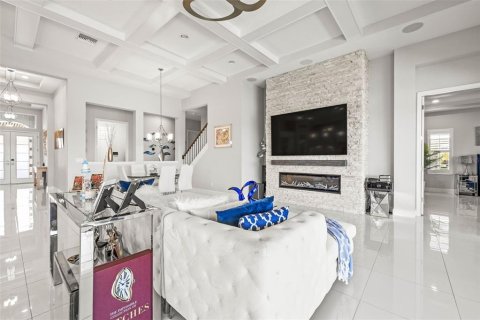 Casa en venta en San Antonio, Florida, 5 dormitorios, 291.16 m2 № 1651627 - foto 19