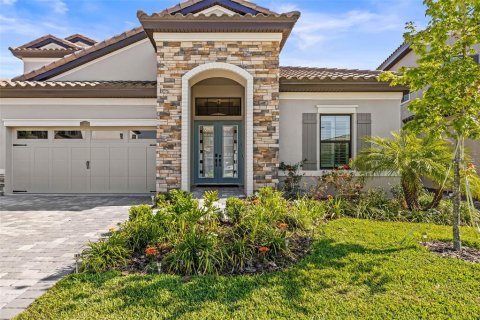 Casa en venta en San Antonio, Florida, 5 dormitorios, 291.16 m2 № 1651627 - foto 8