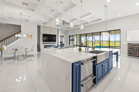 Casa en venta en San Antonio, Florida, 5 dormitorios, 291.16 m2 № 1651627 - foto 14
