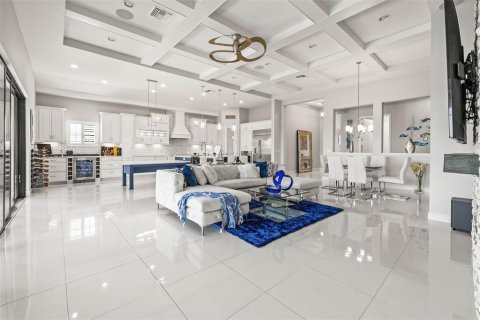 Casa en venta en San Antonio, Florida, 5 dormitorios, 291.16 m2 № 1651627 - foto 3