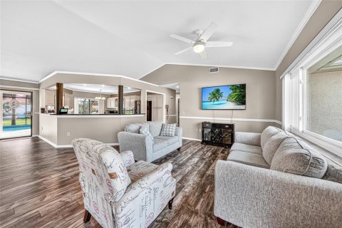 Casa en venta en Placida, Florida, 2 dormitorios, 186.64 m2 № 1904865 - foto 4