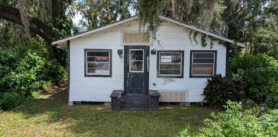 House in Dade City, Florida 2 bedrooms, 80.27 sq.m. № 1912937