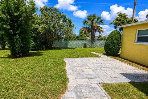 Villa ou maison à louer à Winter Haven, Floride: 3 chambres, 115.38 m2 № 2148061 - photo 7