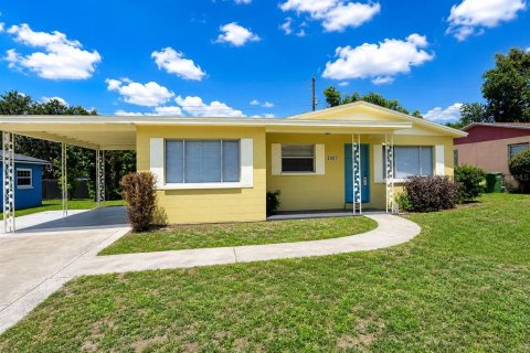 Villa ou maison à Winter Haven, Floride 3 chambres, 115.38 m2 № 2148061