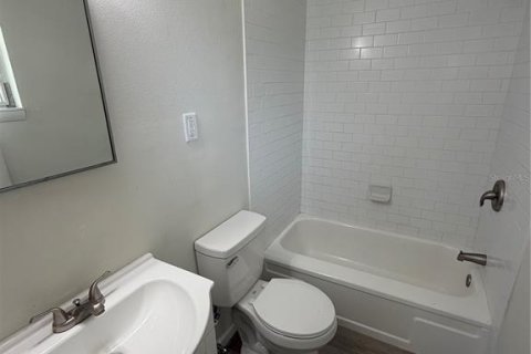 Villa ou maison à louer à Winter Haven, Floride: 3 chambres, 115.38 m2 № 2148061 - photo 12