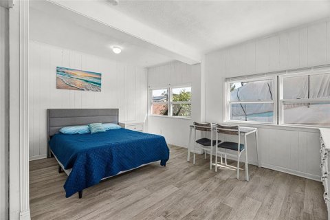Villa ou maison à vendre à Sarasota, Floride: 2 chambres, 104.05 m2 № 2350395 - photo 14