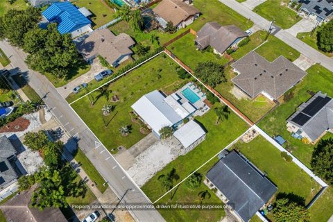 Villa ou maison à vendre à Sarasota, Floride: 2 chambres, 104.05 m2 № 2350395 - photo 24