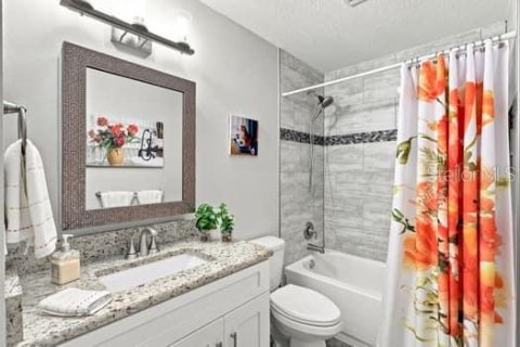 Casa en venta en Oak Hill, Florida, 3 dormitorios, 169.45 m2 № 2383708 - foto 15