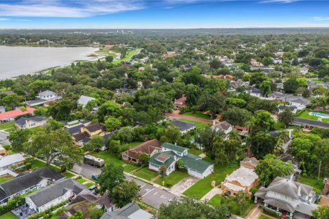 House in Lakeland, Florida 3 bedrooms, 227.52 sq.m. № 2393700 - photo 9