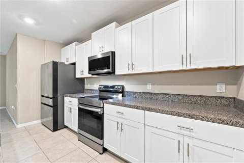 Villa ou maison à vendre à Riverview, Floride: 5 chambres, 224.36 m2 № 2313129 - photo 30