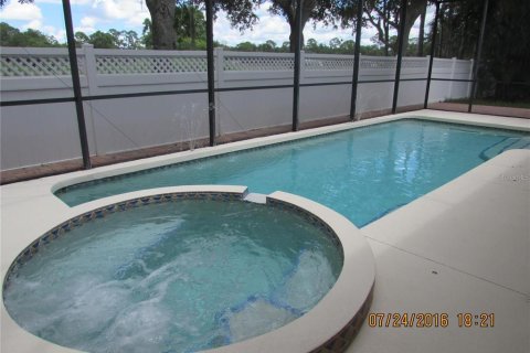 House in Sarasota, Florida 3 bedrooms, 228.45 sq.m. № 1784936 - photo 28