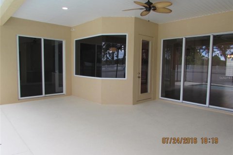 House in Sarasota, Florida 3 bedrooms, 228.45 sq.m. № 1784936 - photo 29