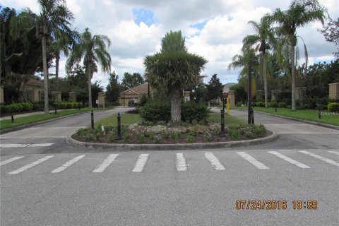 House in Sarasota, Florida 3 bedrooms, 228.45 sq.m. № 1784936 - photo 2