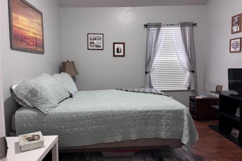 Townhouse in Sanford, Florida 3 bedrooms, 156.73 sq.m. № 2237868 - photo 13