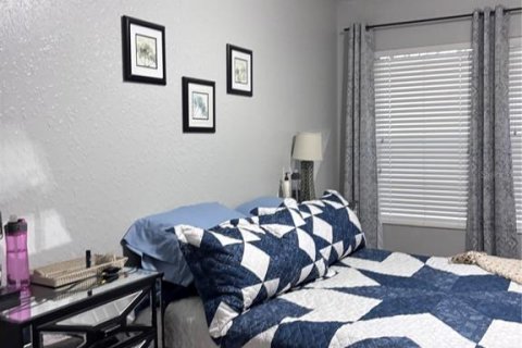 Townhouse in Sanford, Florida 3 bedrooms, 156.73 sq.m. № 2237868 - photo 10
