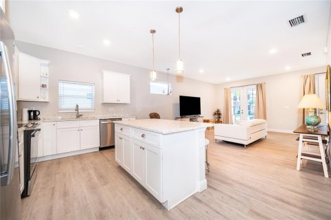 Casa en venta en New Smyrna Beach, Florida, 2 dormitorios, 118.36 m2 № 2385662 - foto 13