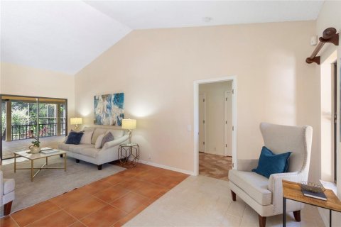 House in Palm Harbor, Florida 4 bedrooms, 256.04 sq.m. № 2393639 - photo 6