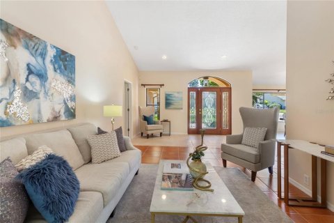 House in Palm Harbor, Florida 4 bedrooms, 256.04 sq.m. № 2393639 - photo 4